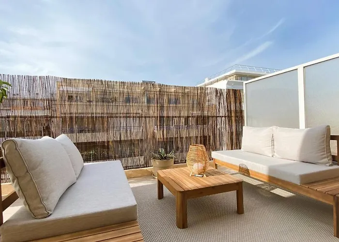 T2 Bricka La Terrasse De La Plage, Moderne, équipé, Lumineux * Antibes