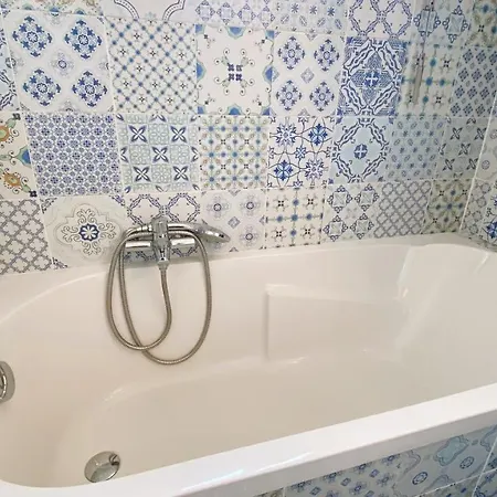 T2 Bricka La Terrasse De La Plage, Moderne, Equipe, Lumineux Appartement Antibes