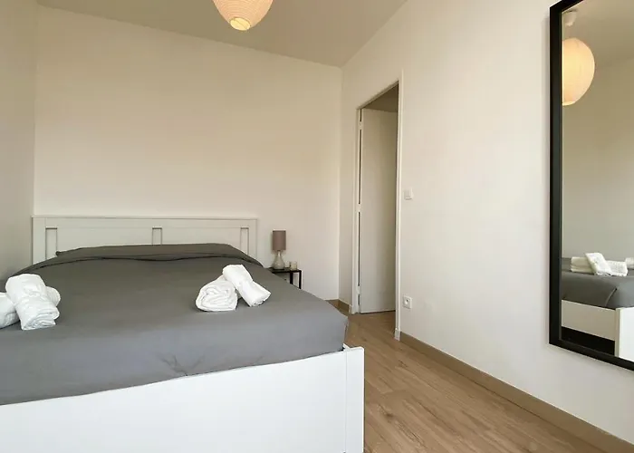 T2 Bricka La Terrasse De La Plage, Moderne, Equipe, Lumineux *